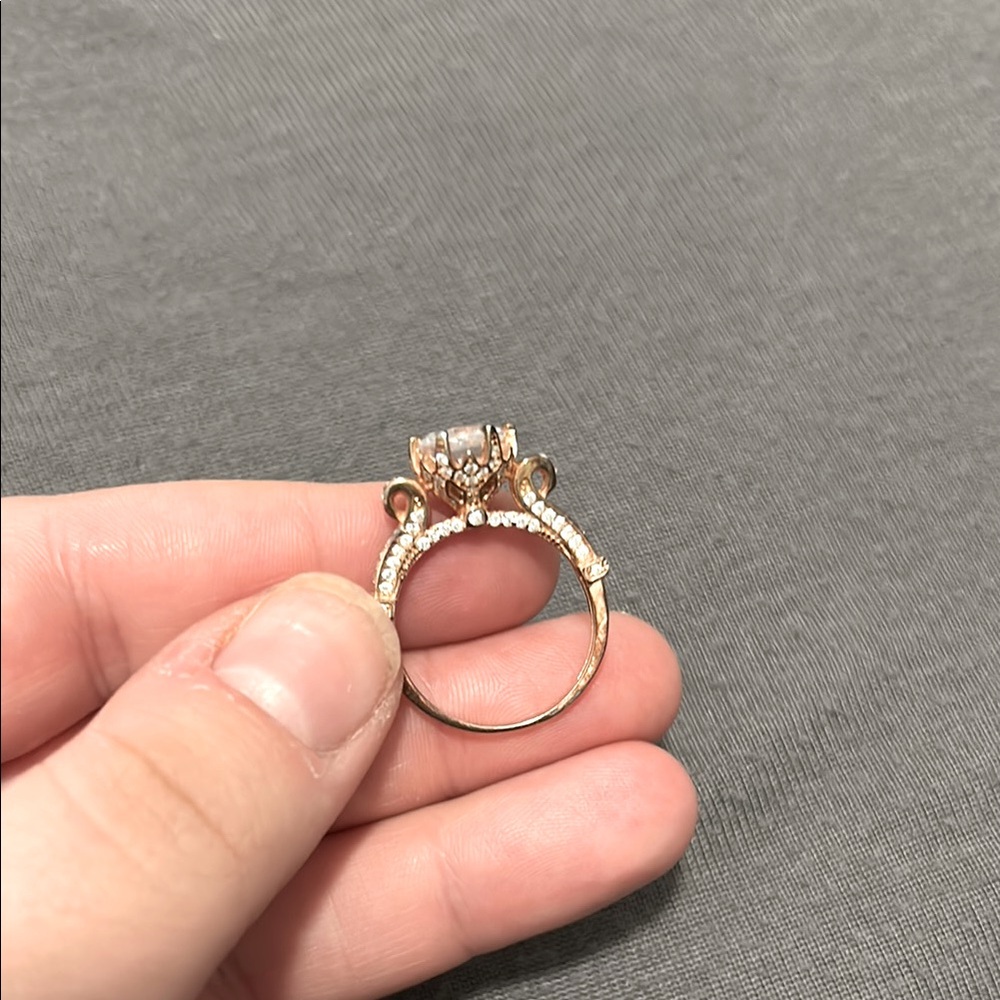 Rose gold charmed aroma ring size 8 *FREE WITH PURCHASE*